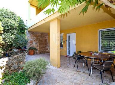 Dvosoban stan, Rovinj, prodaja, 199000 €, 51 m2