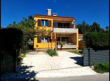 Kuca, Medulin, prodaja, 500000 €, 150 m2