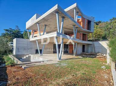 Cetvorosoban stan, Rijeka, Kozala, prodaja, 700000 €, 96 m2