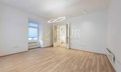 Poslovni prostor, Rijeka, Centar, najam, 2000 €, 87 m2