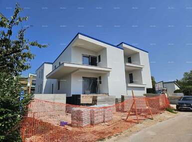 Dvosoban stan, Umag, prodaja, 303500 €, 50 m2