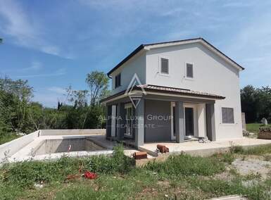 Kuca, Višnjan, prodaja, 240000 €, 115 m2