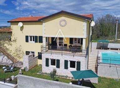 Kuca, Poreč, prodaja, 450000 €, 120 m2