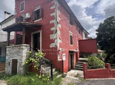 Kuca, Motovun, prodaja, 260000 €, 130 m2