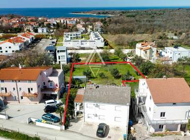 Kuca, Poreč, prodaja, 560000 €, 207 m2