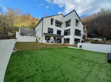 Cetvorosoban stan, Požega, Centar, prodaja, 173000 €, 92 m2