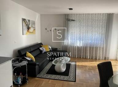 Dvosoban stan, Opatija, Volosko, najam, 1000 €, 71 m2