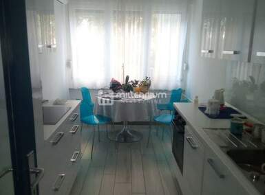 Trosoban stan, Rijeka, Kozala, prodaja, 205000 €, 71 m2