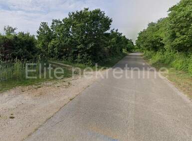 Zemljiste, Bale, Krmed, prodaja, 27000 €, 4053 m2