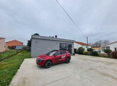 Kuca, Pula, prodaja, 790000 €, 350 m2