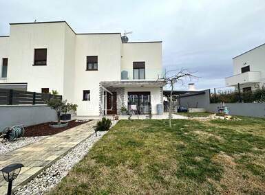 Kuca, Poreč, prodaja, 375000 €, 110 m2