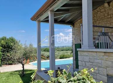 Kuca, Poreč, prodaja, 655000 €, 132 m2