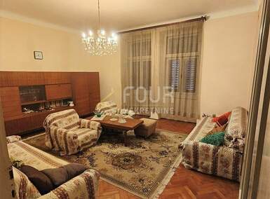 Trosoban stan, Pula, Vidikovac, prodaja, 208000 €, 95 m2