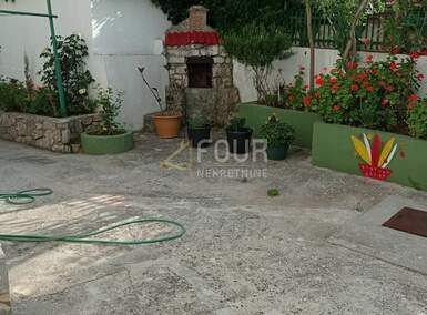 Kuca, Mali Lošinj, prodaja, 726500 €, 360 m2