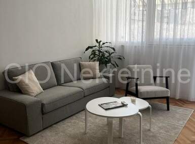 Dvosoban stan, Split, najam, 1200 €, 65 m2