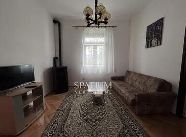 Trosoban stan, Rijeka, Kantrida, najam, 700 €, 78 m2