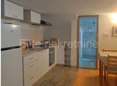 Kuca, Rovinj, prodaja, 800000 €, 504 m2