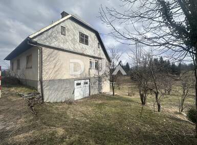 Kuca, Čabar, prodaja, 180000 €, 370 m2