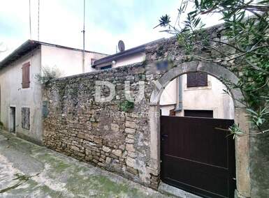 Kuca, Buje, prodaja, 312000 €, 200 m2