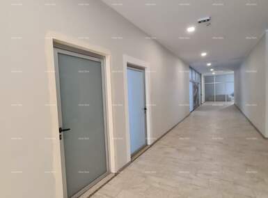 Jednosoban stan, Pula, prodaja, 183200 €, 52 m2