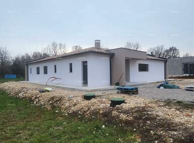 Kuca, Raša, prodaja, 520000 €, 137 m2